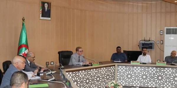 اجتماع المجلس الموسع لجامعة بسكرة: إنجازات حاضرة وتخطيط استراتيجي لمستقبل واعد
